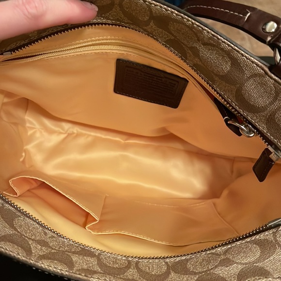 Coach Shoulder Bag - Authentic - Brand New - Picture 9 of 14